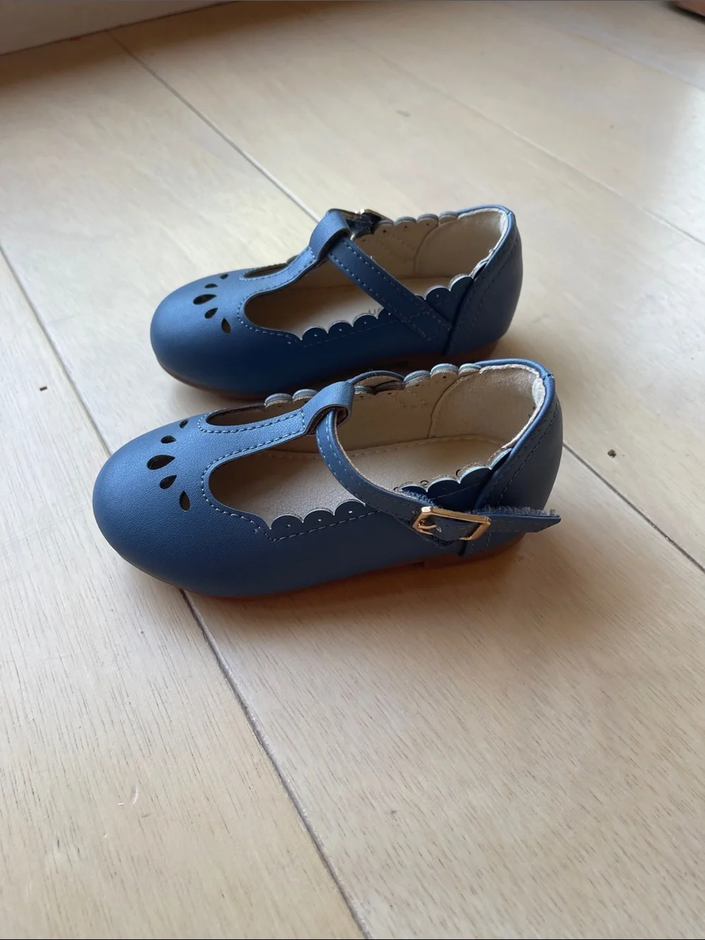 Blue girls Mary Jane’s